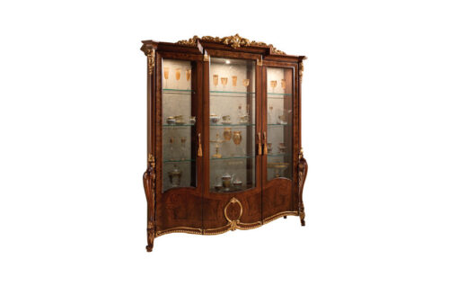 3/doors cabinet