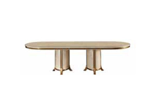 Oval table with 2/extensions