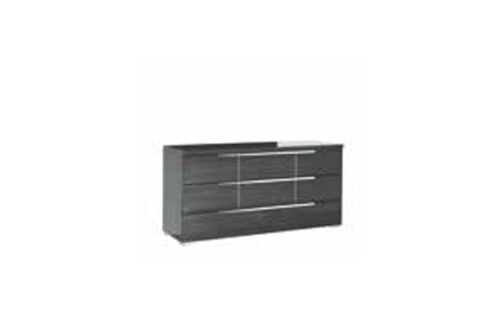 3/DRW. DRESSER
