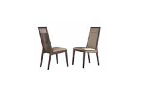 2 CHAIRS